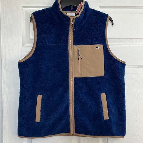 Vineyard Vines Other - Vineyard Vines Sherpa Vest (Size: L)